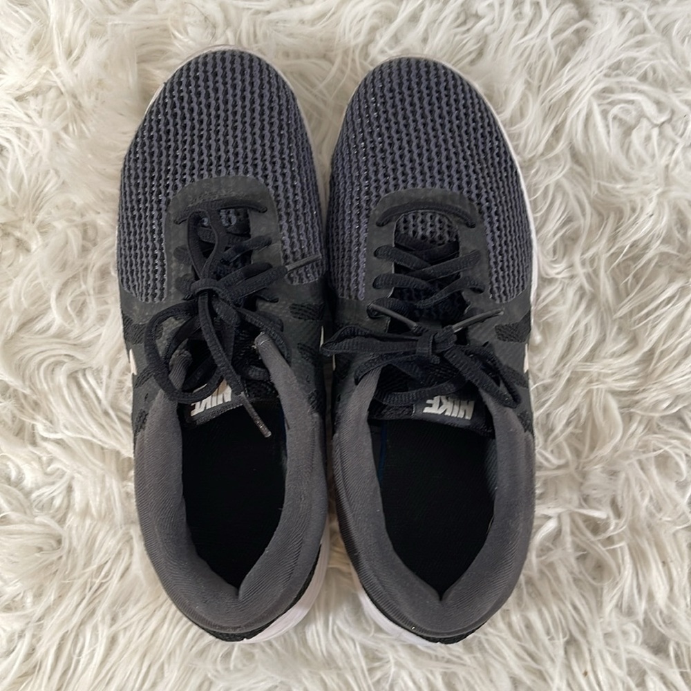 NIKE Wmns Revolution 4 'Anthracite' Size 8.5 - Picture 5 of 10